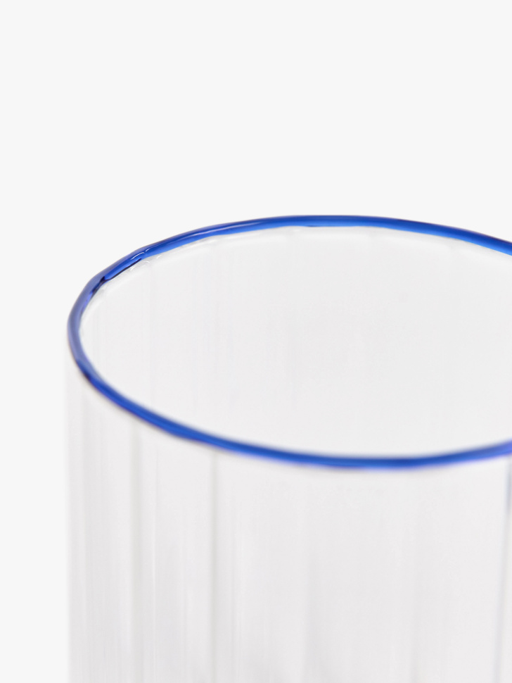 Товар с артикулом 4610517778215 вид сзади