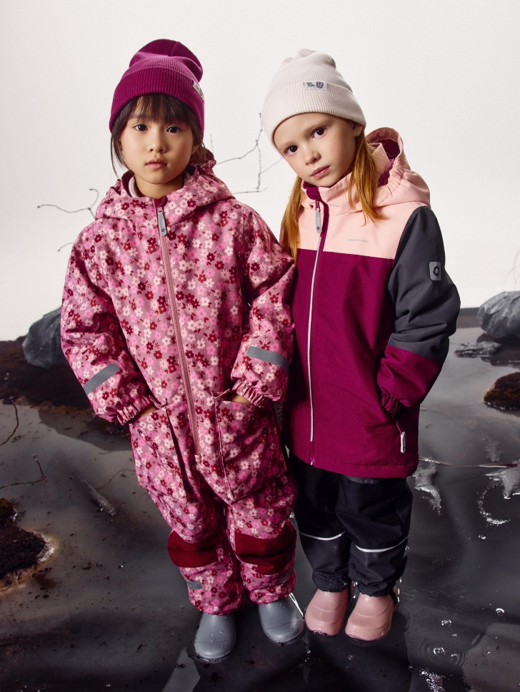 куртка из технологичной мембранной ткани drytex® для девочек от бренда sela вид слева