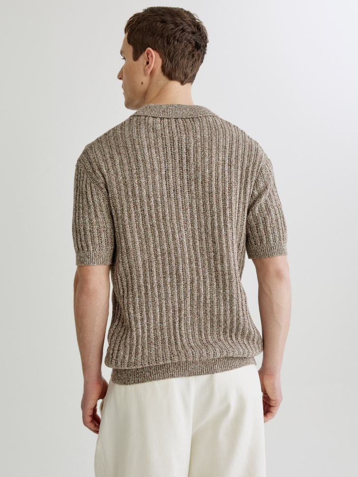 вязаное поло на пуговицах по цене 3599 руб вид справа