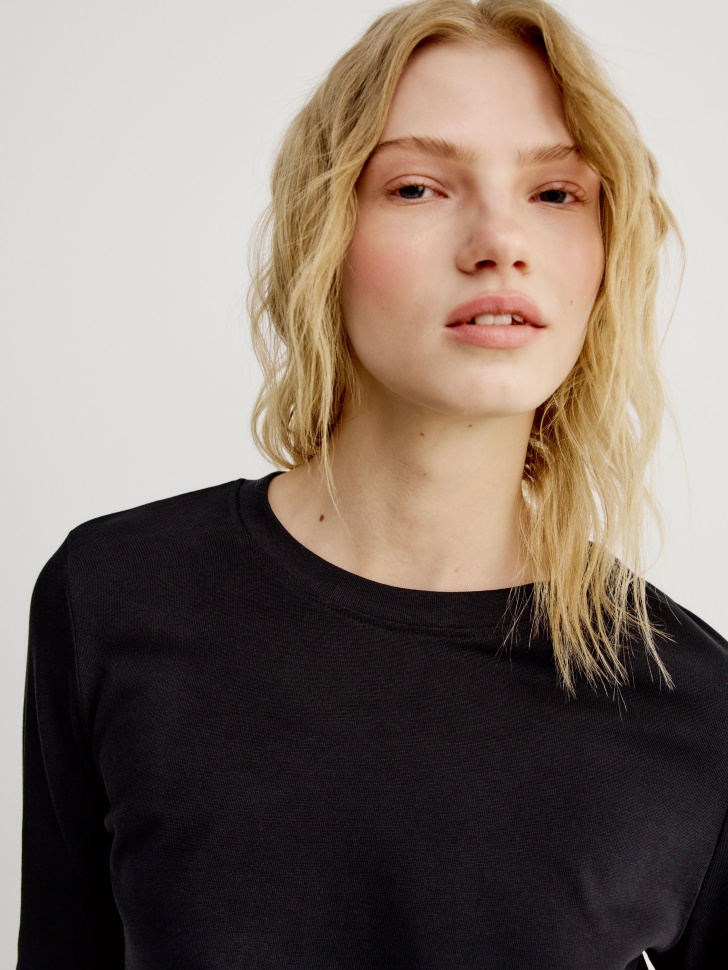 базовый лонгслив из хлопка по цене 1999 руб вид справа