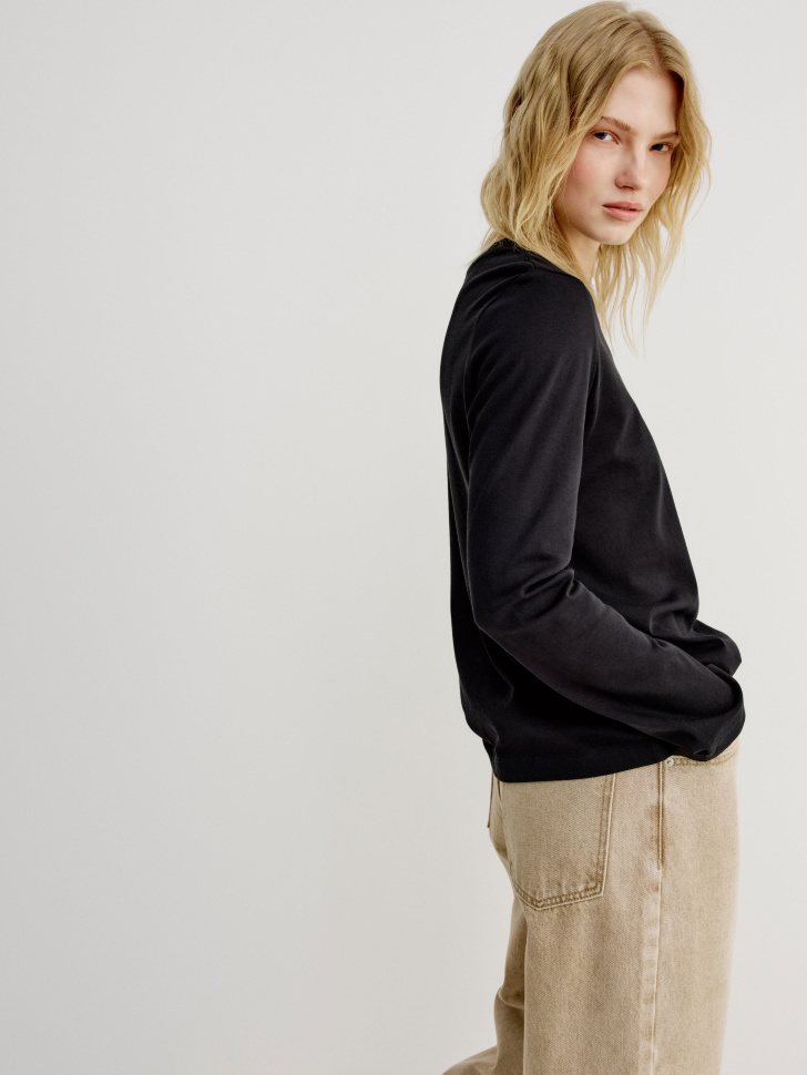 базовый лонгслив из хлопка из россии вид сбоку