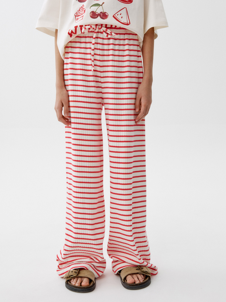 широкие брюки в полоску для девочек от бренда sela вид слева