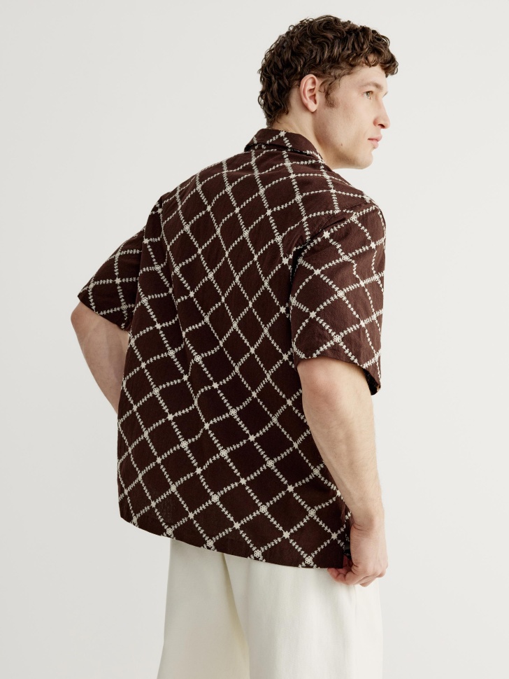 рубашка с коротким рукавом и вышивкой по цене 3599 руб вид справа