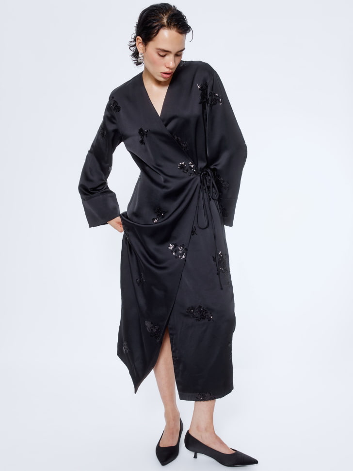 сатиновое платье миди с пайетками 4610517090874 со скидкой