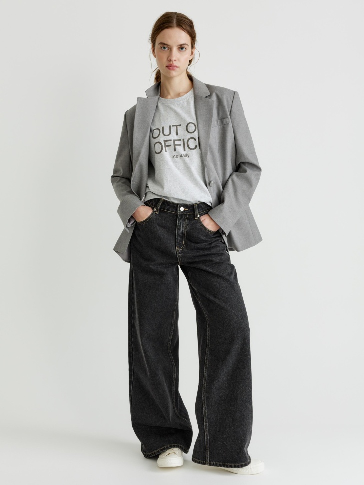 джинсы boyfriend по цене 3299 руб вид справа