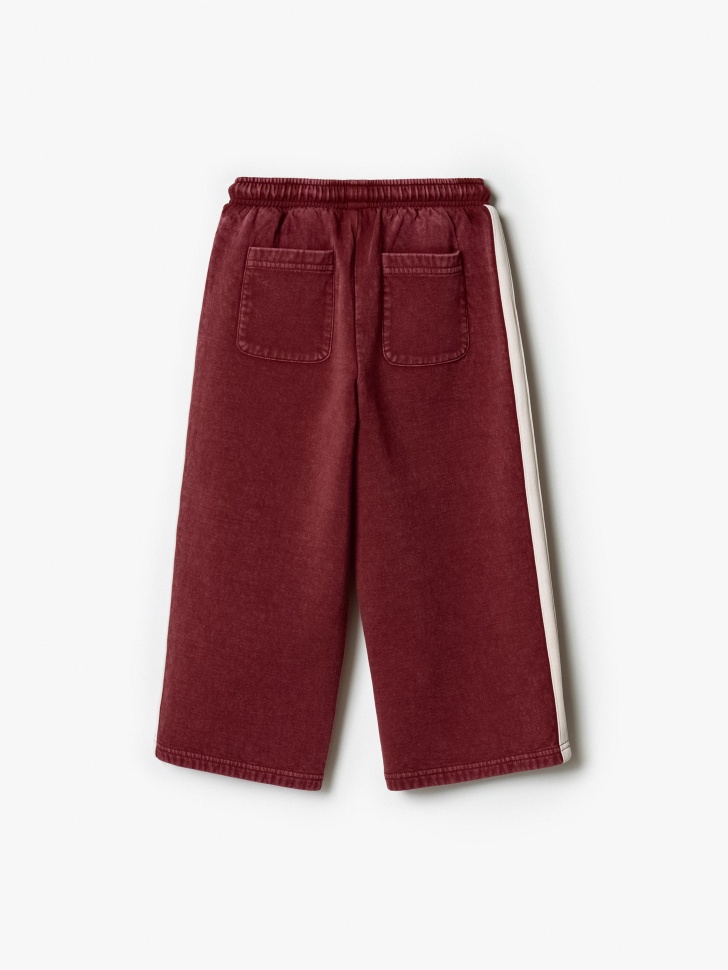 свободные брюки с лампасами для мальчиков от бренда sela вид слева