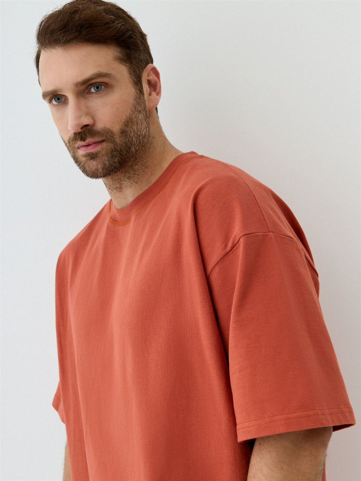

Футболка MAX OVERSIZE FIT базовая