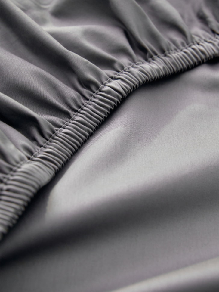 Простыня на резинке из сатина 160х200 см, темно-серый, арт. 17054