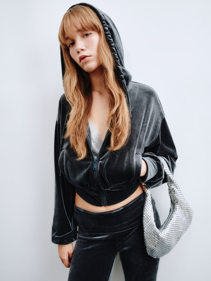 велюровая толстовка на молнии из линейки sela young 4610517303325 в интернет магазине