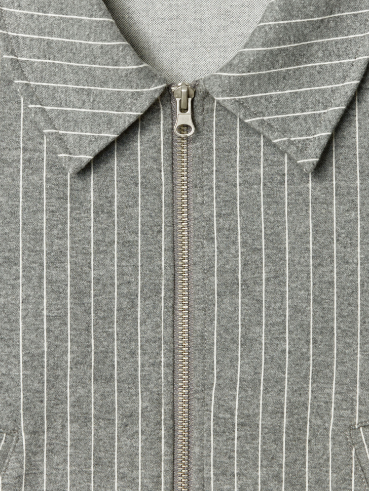 трикотажный жакет в полоску для девочек из трикотажа спереди