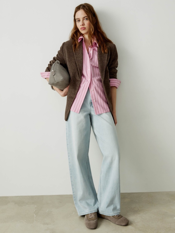 рубашка оверсайз из 100% хлопка в полоску от бренда sela вид слева