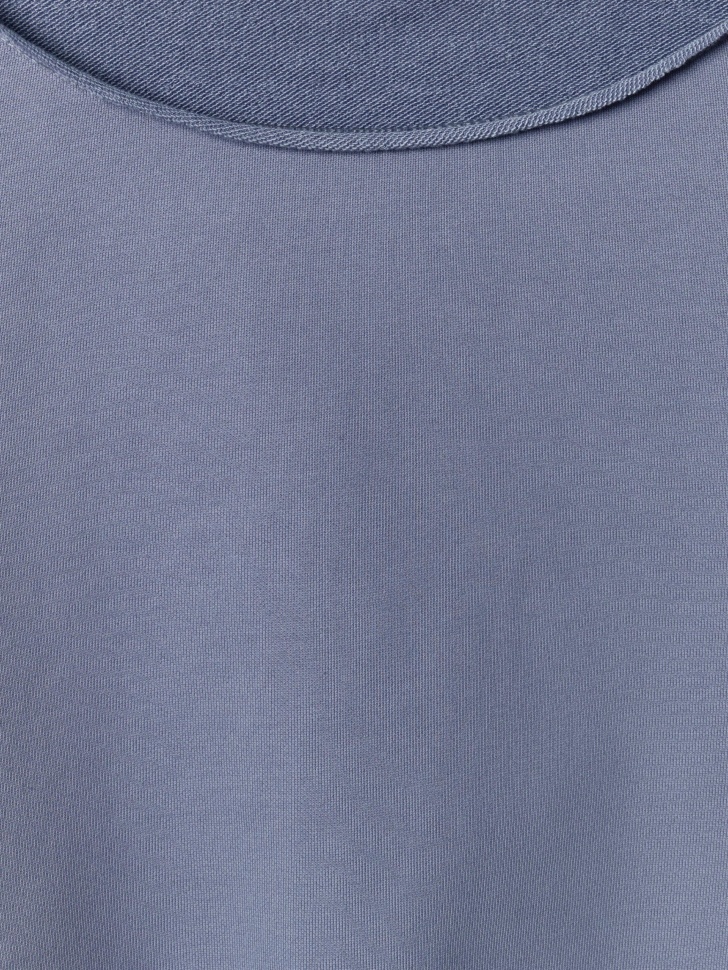 свитшот из футера из линейки  young от бренда sela вид слева