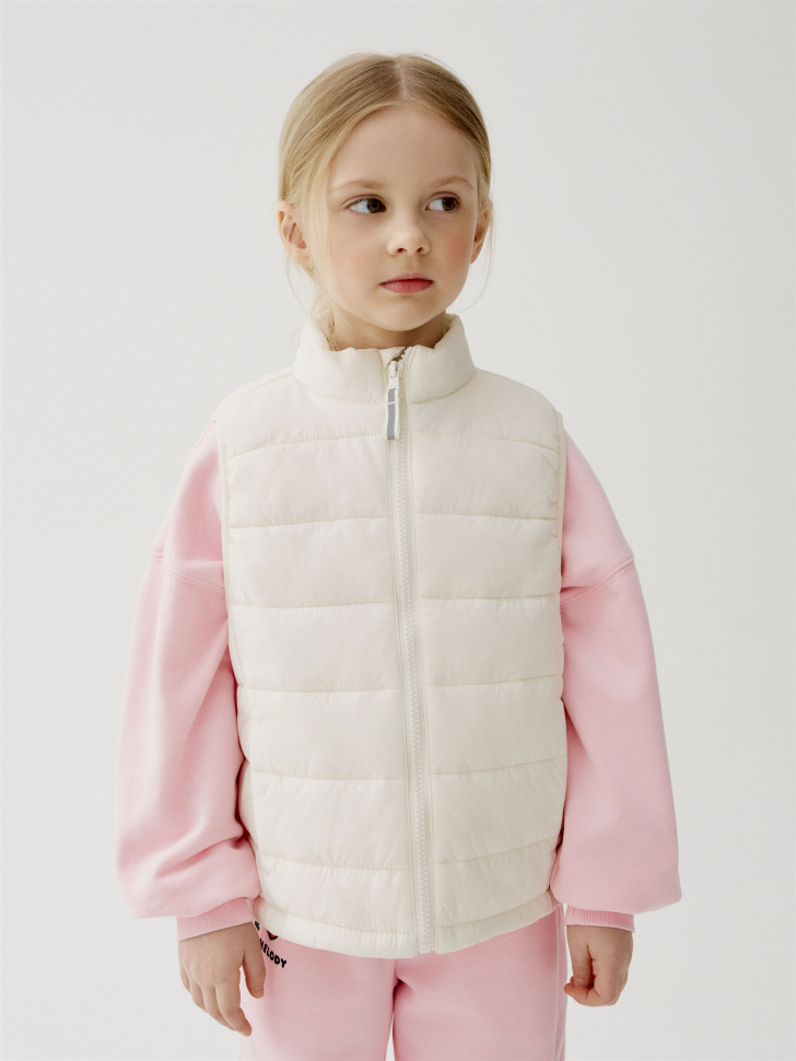 Базовый стеганый жилет для девочек 1799₽