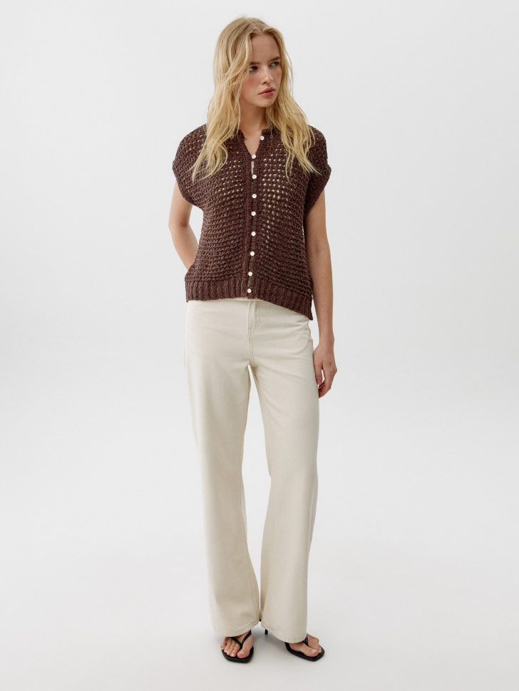 кардиган с коротким рукавом фактурной вязки от бренда sela вид слева