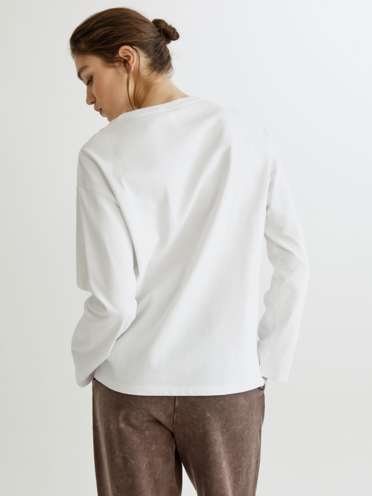 лонгслив anna oversize fit из россии вид сбоку