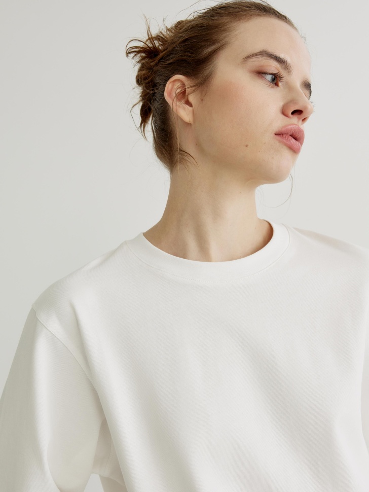 базовая футболка alba oversize fit по цене 1599 руб вид справа