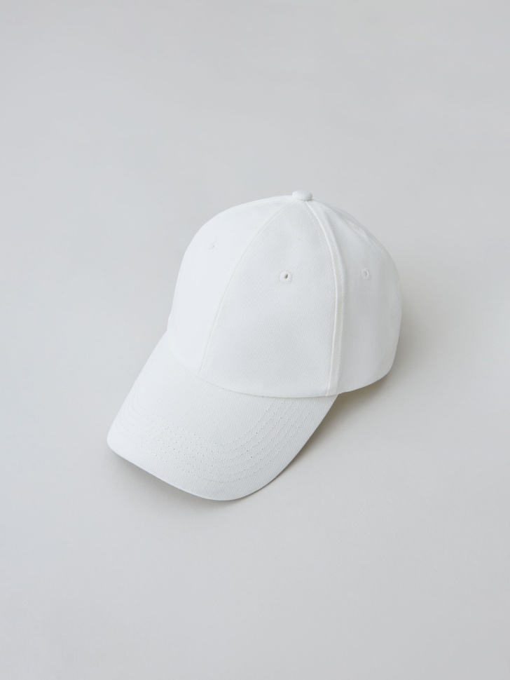 

Бейсболка с вышивкой