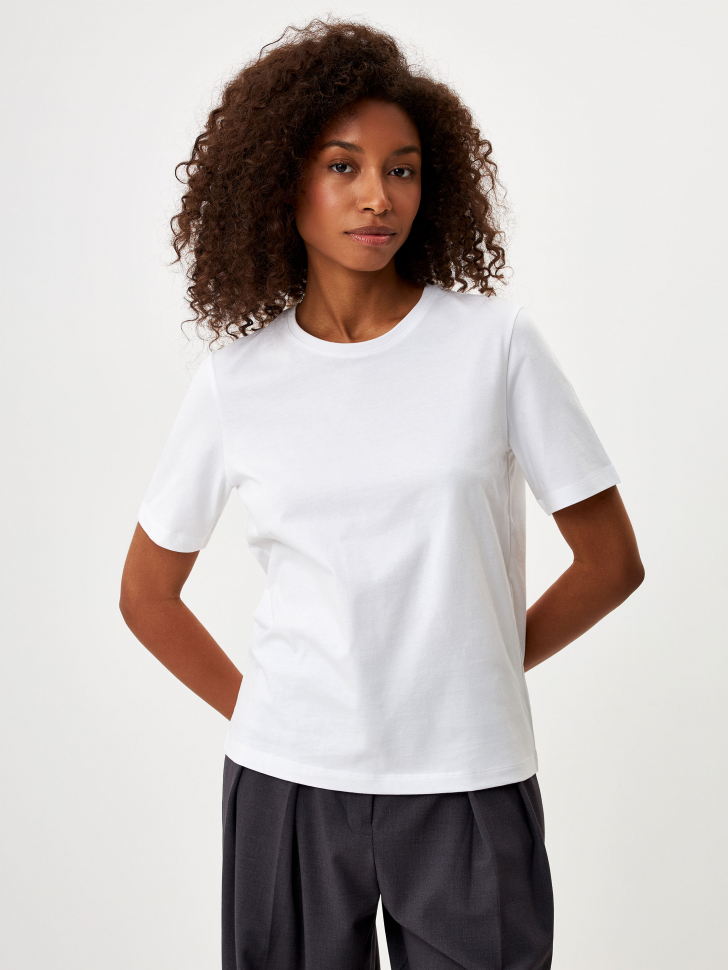 

Футболка MARY REGULAR FIT