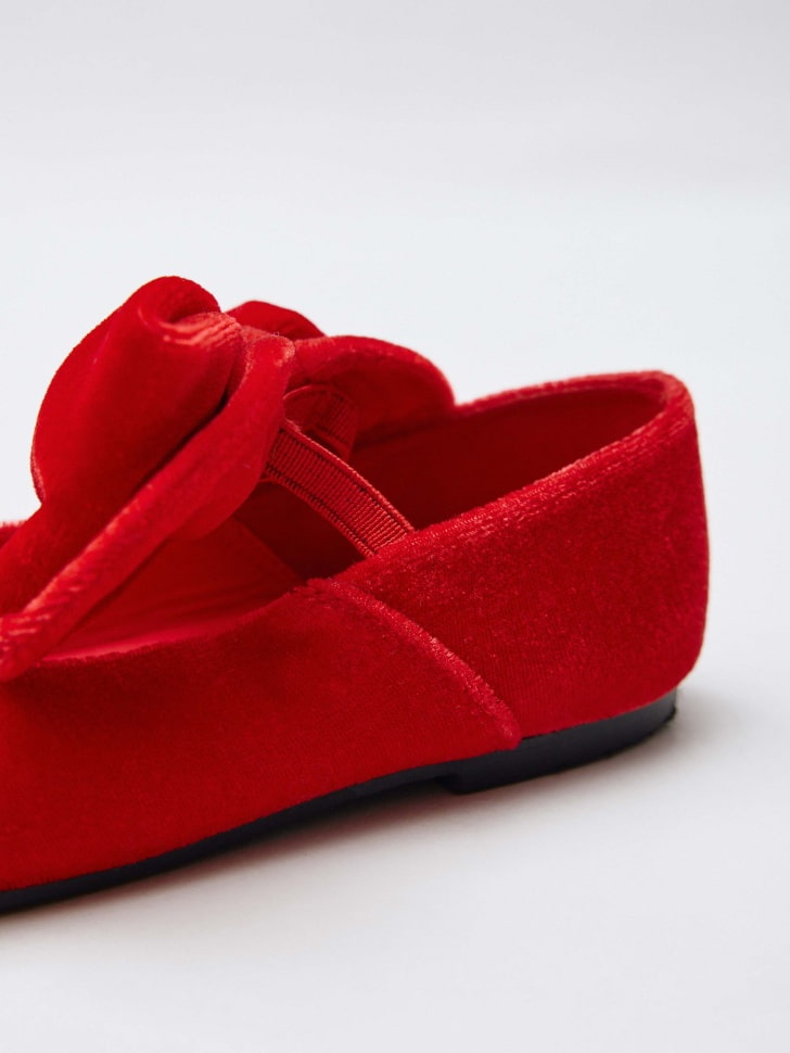 красные бархатные балетки с бантом для девочек 4610517210760 на официальном сайте