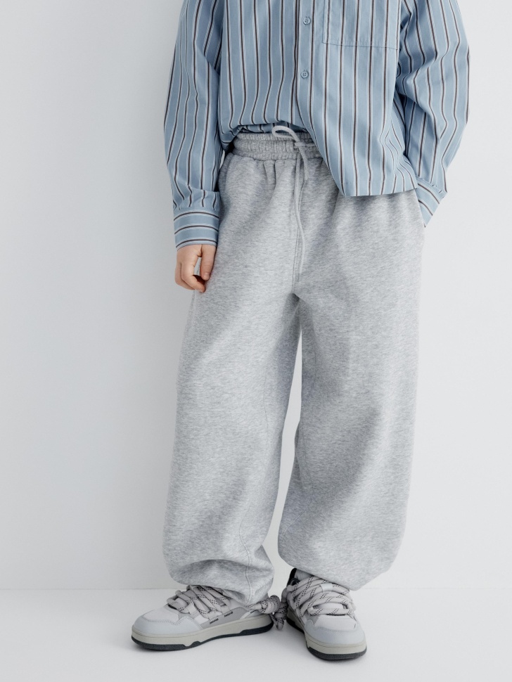 утепленные джоггеры для мальчиков 4610517156778 по акции