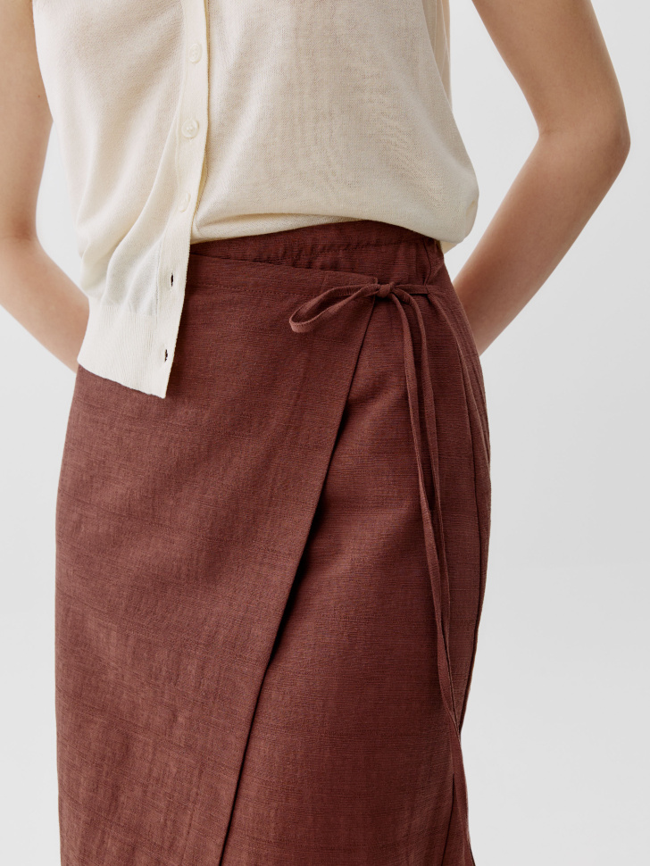 юбка миди из хлопка с запахом на завязке по цене 3599 руб вид справа