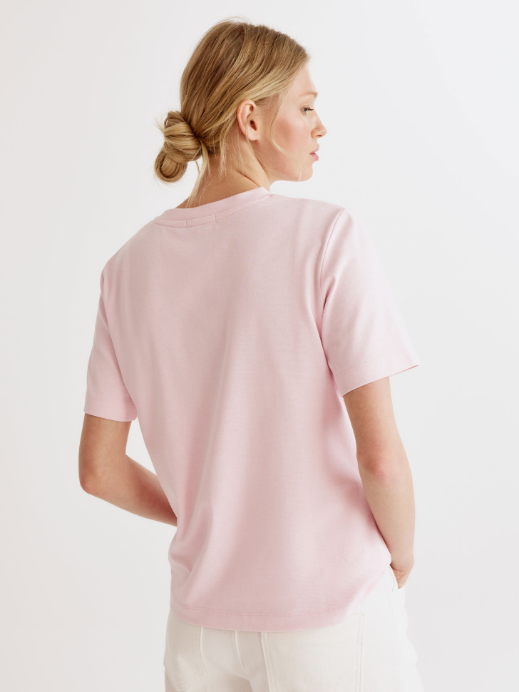 футболка с вышивкой и стразами по цене 1999 руб вид справа