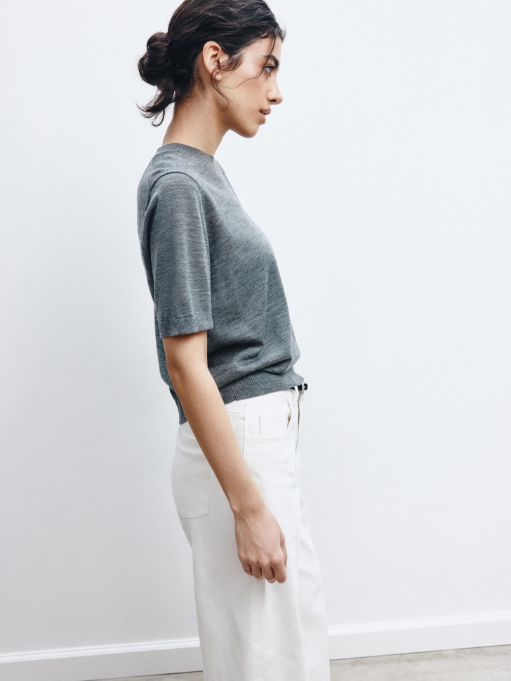 джемпер из шерсти премиум качества по цене 4999 руб вид справа