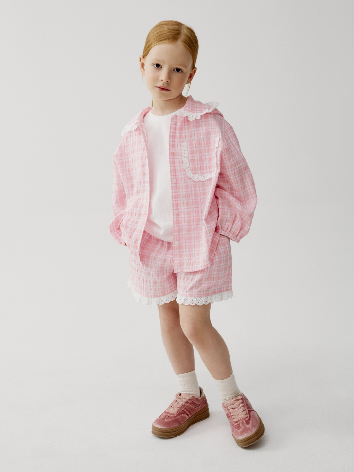 базовая футболка детская от бренда sela вид слева