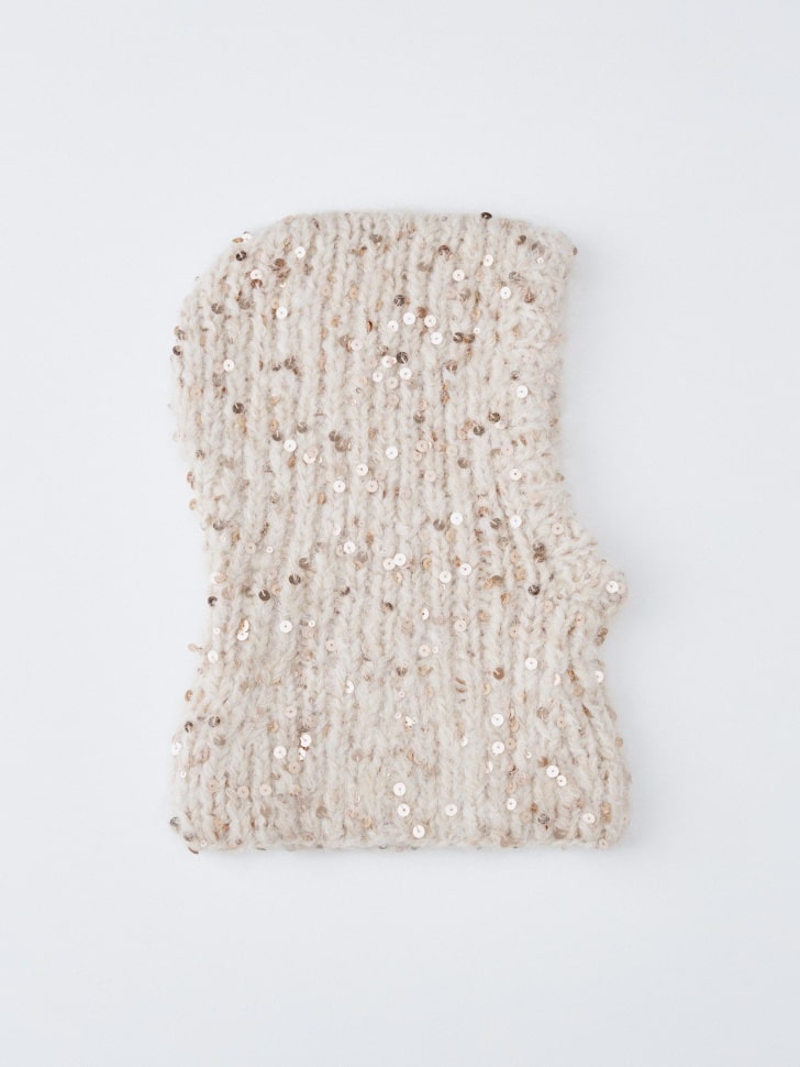 капор с пайетками с содержанием шерсти 4610517151261 фотография