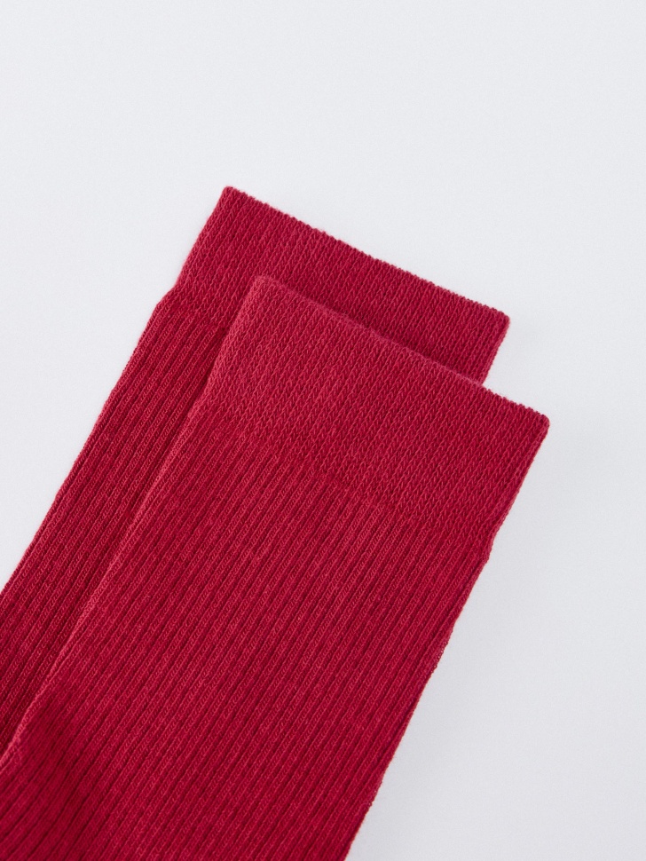 носки в рубчик от бренда sela вид слева