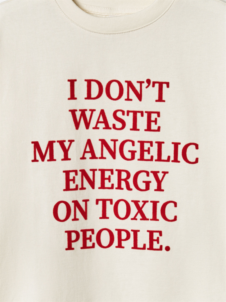 футболка оверсайз с принтом для девочек по цене 999 руб вид справа