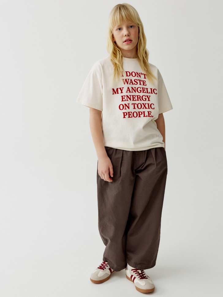 футболка оверсайз с принтом для девочек от бренда sela вид слева