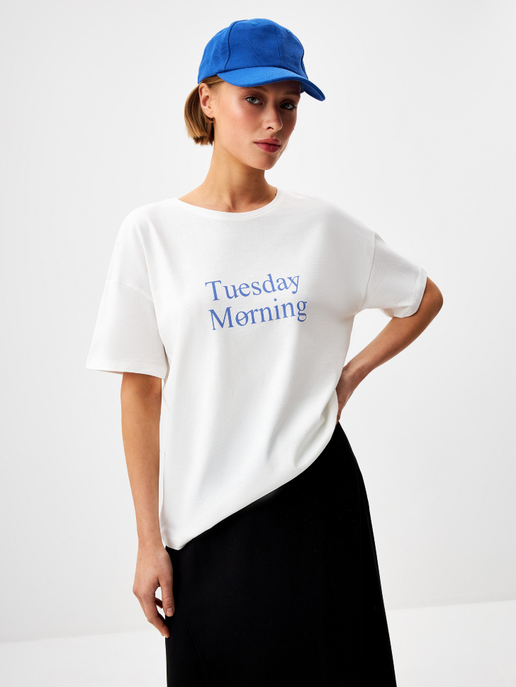 

Футболка DIANA OVERSIZE FIT