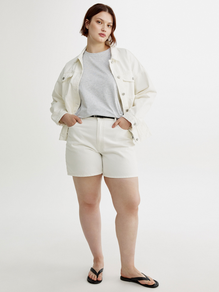 джинсовые шорты мом с высокой посадкой от бренда sela вид слева