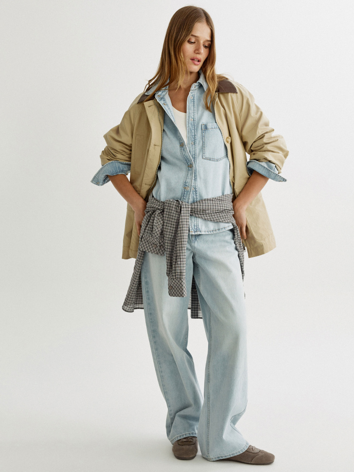 куртка с контрастным воротником из экокожи от бренда sela вид слева