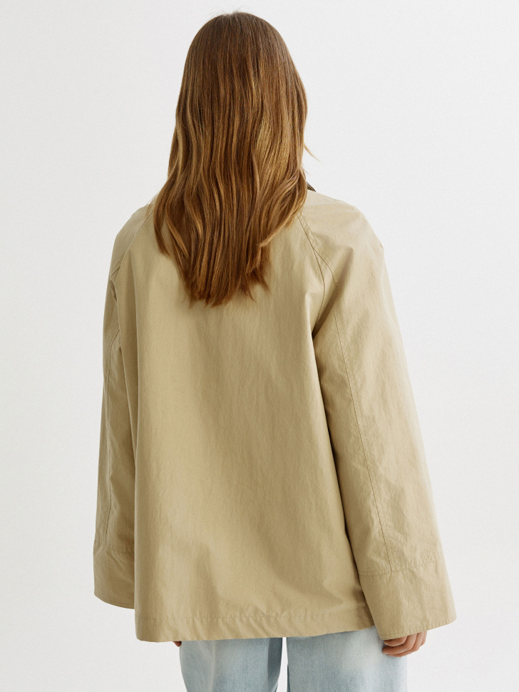 куртка с контрастным воротником из экокожи из россии вид сбоку