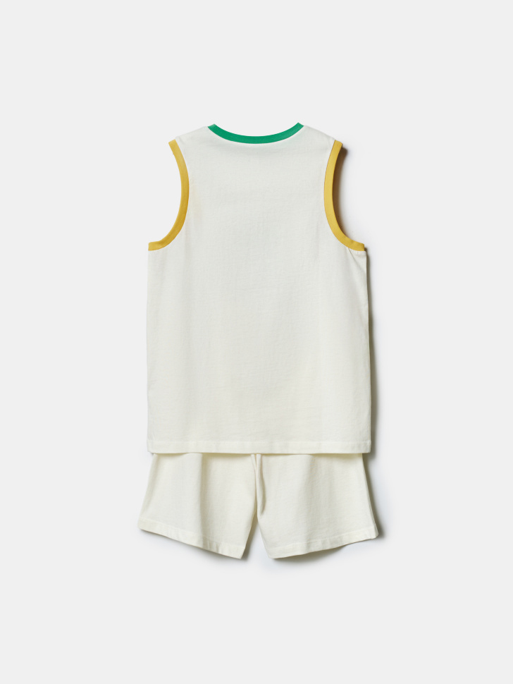 комплект из майки и шорт для мальчиков от бренда sela вид слева