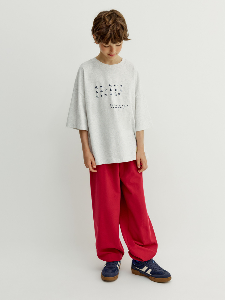 футболка оверсайз для мальчиков с принтом  x яндекс путешествия от бренда sela вид слева