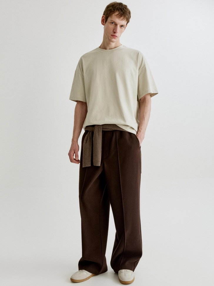 базовая футболка regular fit от бренда sela вид слева