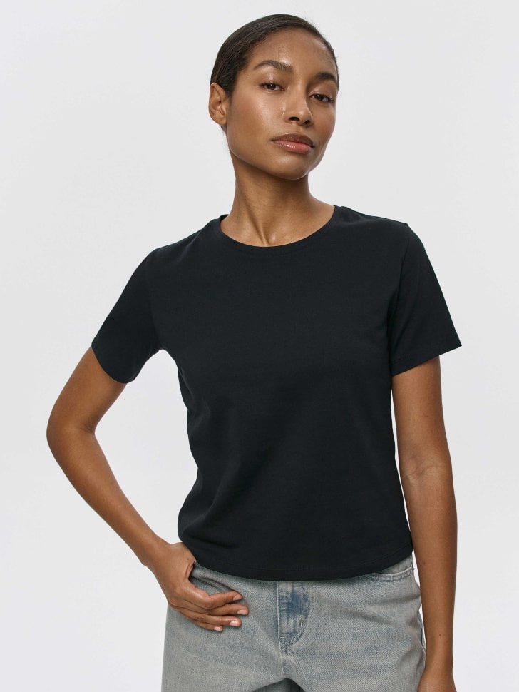 

Футболка EVA SLIM FIT