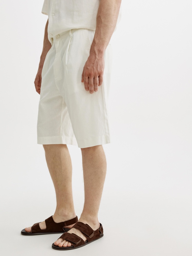 шорты из смесового льна по цене 3599 руб вид справа