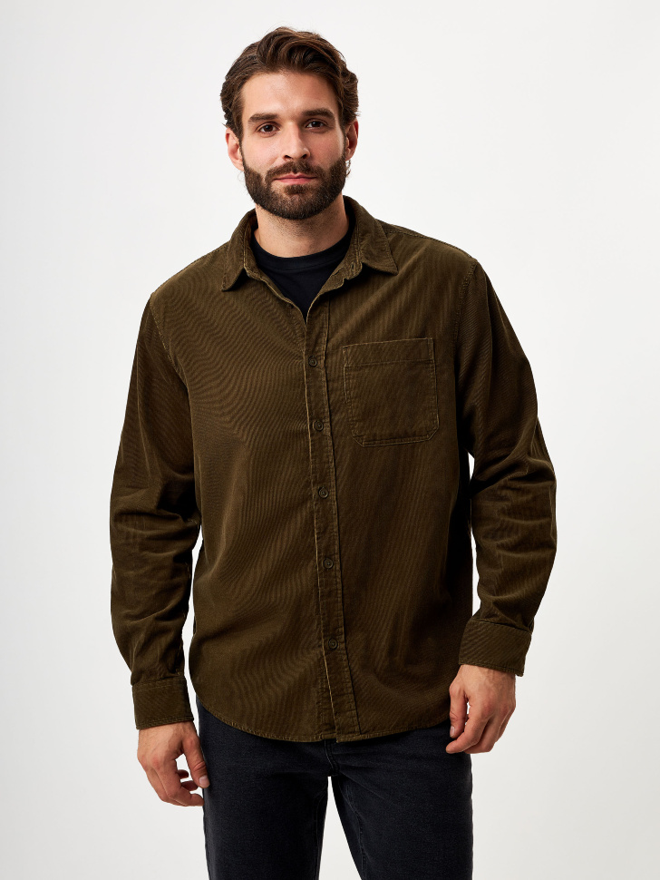 

Вельветовая рубашка с накладным карманом