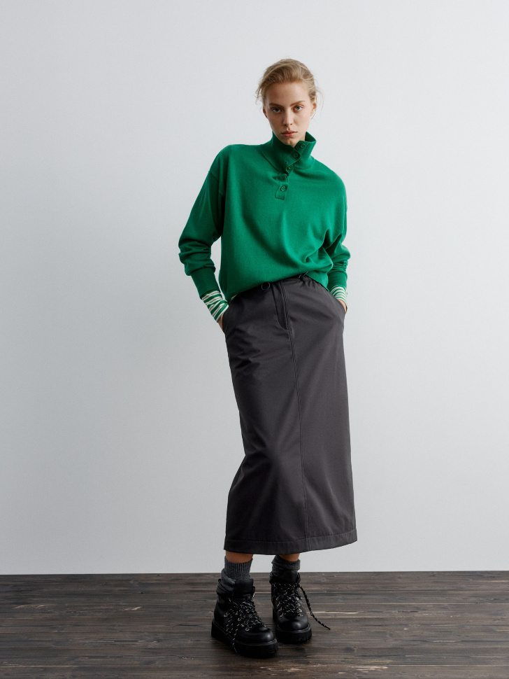 вязаный джемпер с содержанием шерсти от бренда sela вид слева