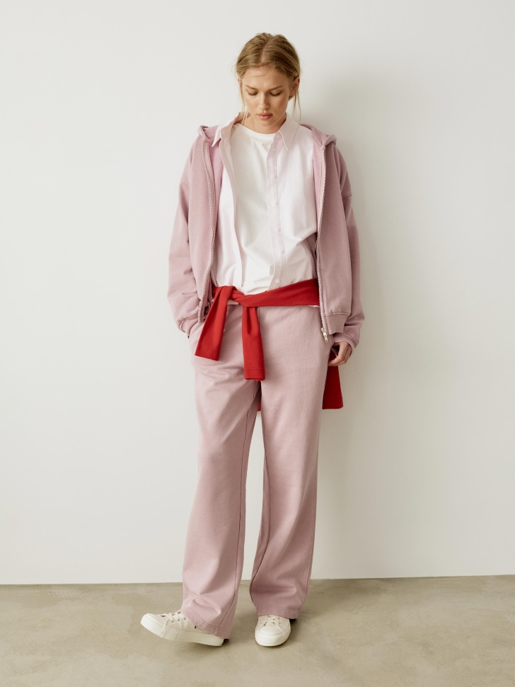 худи оверсайз с кислотной стиркой от бренда sela вид слева