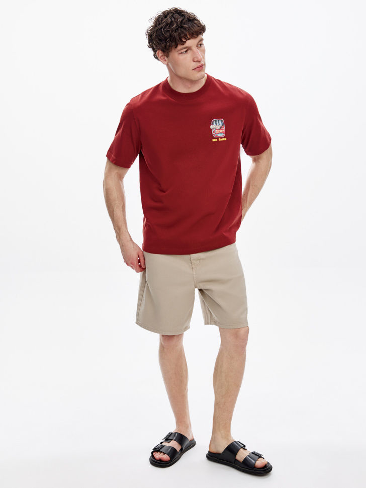 футболка прямого кроя с принтом от бренда sela вид слева