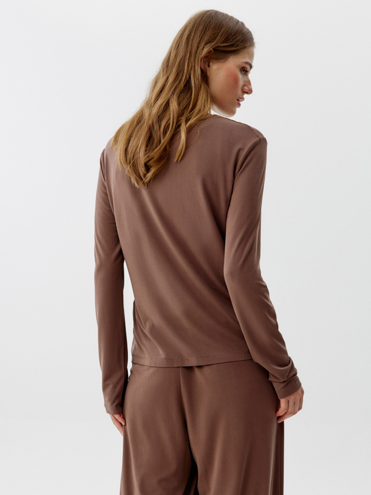 Товар с артикулом 4640611051228 вид сзади