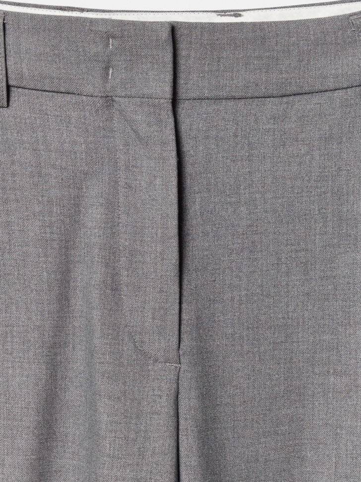укороченные брюки из премиальной костюмной ткани с содержанием шерсти из шерсти спереди