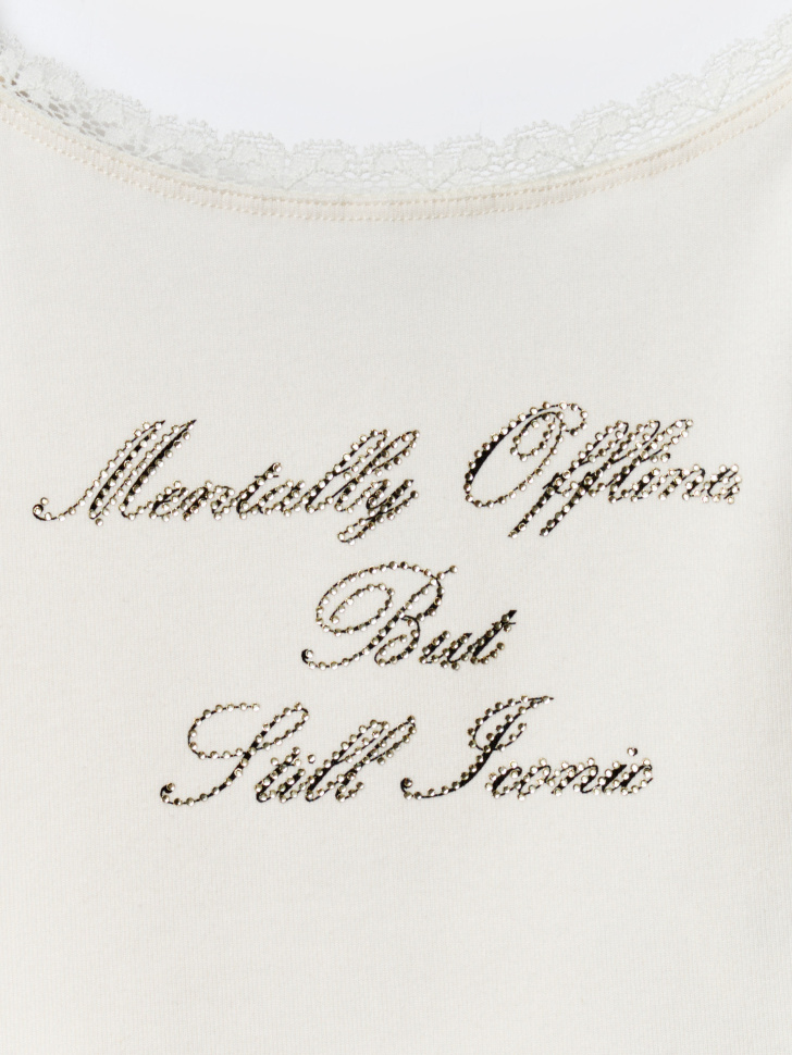 укороченный топ с аппликацией из страз для девочек из россии вид сбоку