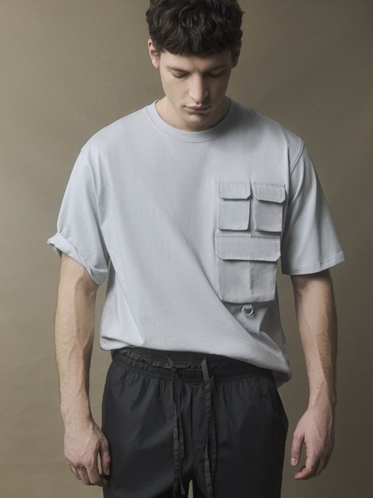 

Футболка OVERSIZE FIT с карманами