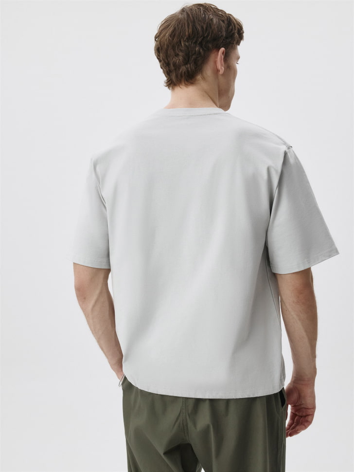 Футболка OVERSIZE FIT с карманами. Фото №4